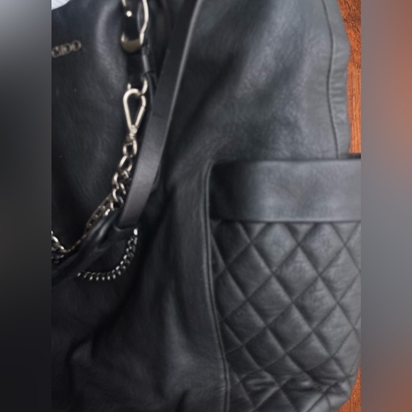 Jimmy Choo Black Leather shoulder Bag.
100% AUTHENTIC - Picture 7 of 10